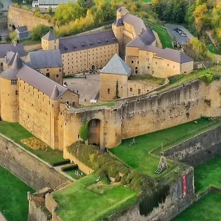 Vue Sur La Meuse Apartmán *